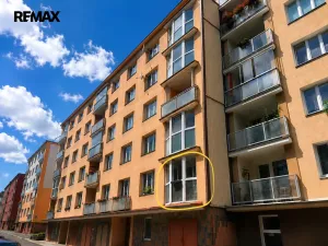 Prodej bytu 3+1, Karlovy Vary - Rybáře, Chomutovská, 67 m2