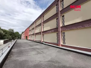 Pronájem garáže, Kladno, Bellevue, 26 m2
