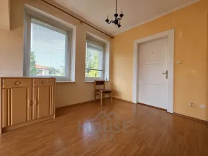 Prodej vícegeneračního domu, Praha, Hejtmanská, 275 m2