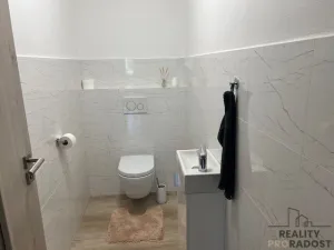 Pronájem rodinného domu, Šardice, 172 m2
