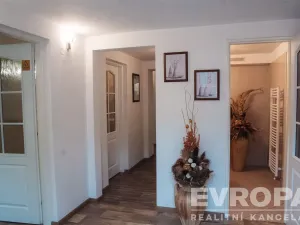 Prodej rodinného domu, Pardubice, MUDr. Ducháčkové, 226 m2