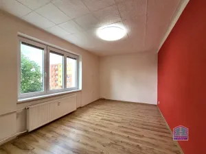 Prodej bytu 3+1, Stříbro, Brožíkova, 56 m2