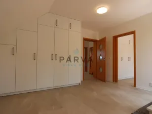 Pronájem rodinného domu, Plzeň - Litice, Dubová, 165 m2