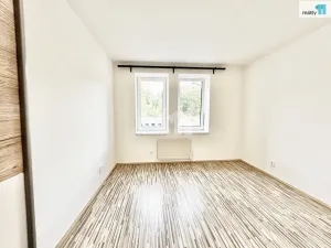 Pronájem bytu 3+kk, Praha - Hrdlořezy, Českobrodská, 65 m2
