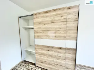 Pronájem bytu 3+kk, Praha - Hrdlořezy, Českobrodská, 65 m2
