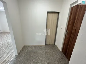 Pronájem bytu 3+kk, Praha - Hrdlořezy, Českobrodská, 65 m2