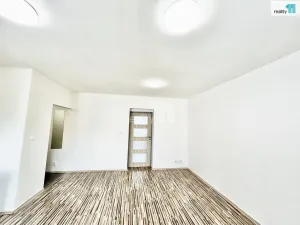 Pronájem bytu 3+kk, Praha - Hrdlořezy, Českobrodská, 65 m2