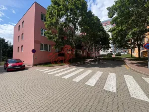 Pronájem bytu 2+kk, Praha - Troja, Hnězdenská, 56 m2