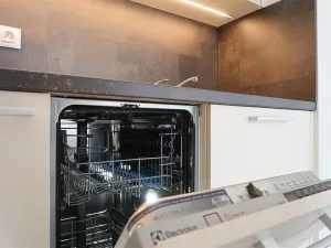 Pronájem bytu 3+kk, Praha - Vysočany, Svatošových, 72 m2
