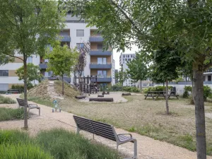 Pronájem bytu 3+kk, Praha - Vysočany, Svatošových, 72 m2