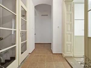 Pronájem kanceláře, Jaroměř, nám. Československé armády, 137 m2