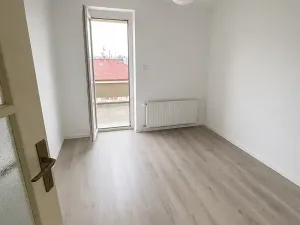 Pronájem bytu 2+kk, Praha - Strašnice, Starostrašnická, 40 m2
