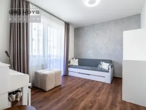Pronájem bytu 3+kk, Praha, K Beranovu, 77 m2