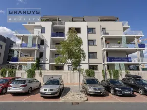 Pronájem bytu 3+kk, Praha, K Beranovu, 77 m2