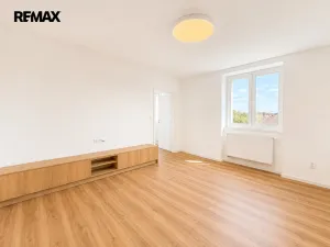 Pronájem bytu 2+1, Příbram - Příbram VII, náměstí 17. listopadu, 56 m2