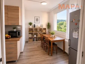 Prodej bytu 2+1, Chomutov, náměstí 1. Máje, 62 m2