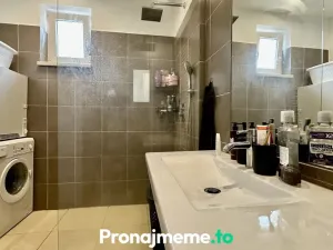 Pronájem bytu 1+kk, Znojmo, Mičurinova, 37 m2