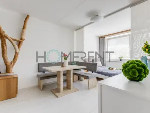 Pronájem bytu 2+kk, Praha, Generála Janouška, 43 m2
