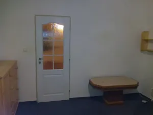 Pronájem bytu 2+kk, Praha, U Dívčích hradů, 54 m2