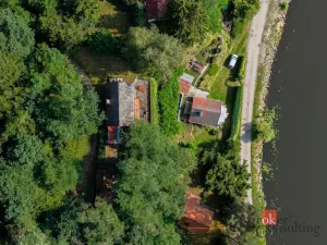Prodej chaty, Týn nad Vltavou - Hněvkovice na levém břehu Vltavy, 80 m2