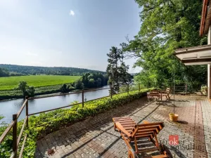 Prodej chaty, Týn nad Vltavou - Hněvkovice na levém břehu Vltavy, 80 m2