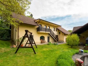 Prodej rodinného domu, Neveklovice, 200 m2