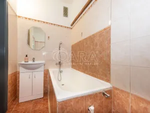 Pronájem bytu 2+1, Úpice, Seifertova, 50 m2
