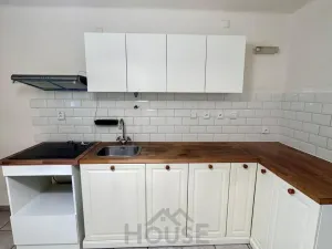 Prodej bytu 2+1, Praha - Žižkov, Jeseniova, 71 m2