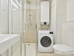 Pronájem bytu 1+kk, Brno, Přadlácká, 28 m2