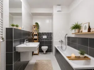 Prodej bytu 2+kk, Praha - Stodůlky, Svitákova, 67 m2