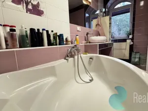 Pronájem bytu 2+1, Včelná, 79 m2
