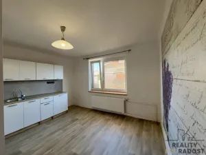 Prodej bytu 1+1, Hodonín, Jarošova, 35 m2