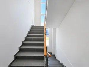 Pronájem obchodního prostoru, Praha - Horní Počernice, K Bílému vrchu, 554 m2
