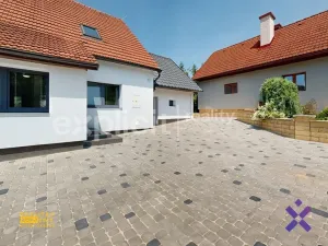 Pronájem rodinného domu, Lužná, 150 m2
