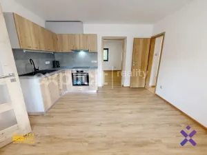 Pronájem rodinného domu, Lužná, 150 m2