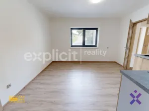 Pronájem rodinného domu, Lužná, 150 m2