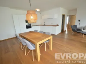 Pronájem bytu 3+kk, Praha, Na Křtině, 98 m2