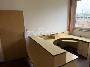 Pronájem kanceláře, Otrokovice, tř. Tomáše Bati, 18 m2
