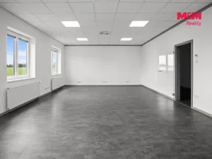 Pronájem kanceláře, Pletený Újezd, Družstevní, 451 m2