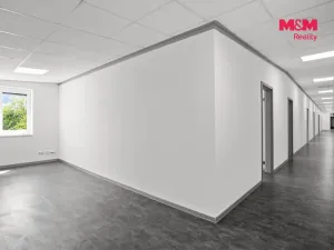Pronájem kanceláře, Pletený Újezd, Družstevní, 451 m2