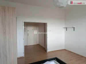 Pronájem bytu 1+1, Praha - Holešovice, Jankovcova, 33 m2