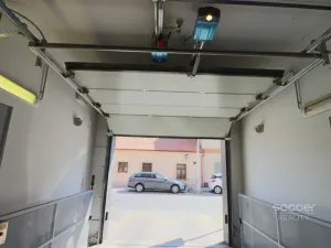 Pronájem garážového stání, Praha - Krč, Na Dvorcích, 16 m2