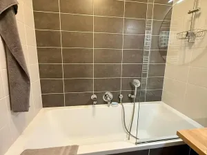 Prodej bytu 2+kk, Roztoky, Lederova, 58 m2