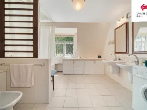 Prodej rodinného domu, Černolice, V Potocích, 220 m2