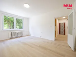 Prodej bytu 3+1, Klášterec nad Ohří, Školní, 64 m2