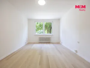 Prodej bytu 3+1, Klášterec nad Ohří, Školní, 64 m2