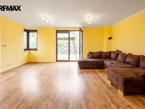Prodej rodinného domu, Jenišov - Pod Rohem, K Rohu, 205 m2
