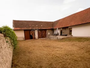 Prodej rodinného domu, Jinín, 250 m2