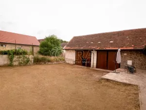 Prodej rodinného domu, Jinín, 250 m2