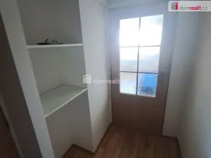 Pronájem bytu 1+kk, Praha - Háje, Bajkonurská, 27 m2